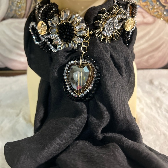 Woman artisanal pashmina - Picture 6 of 8